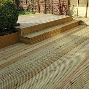 decking with steps